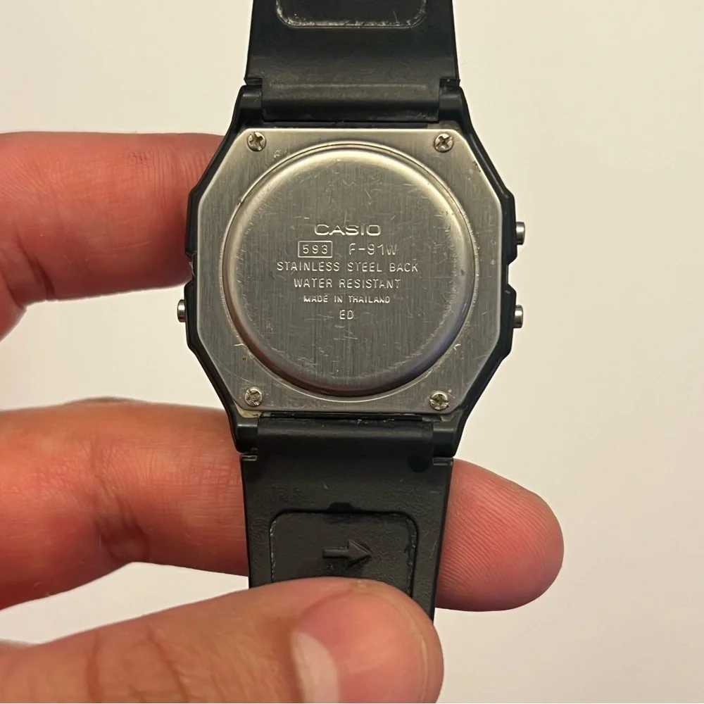 Vintage Casio F-91W-1‎ Digital Watch